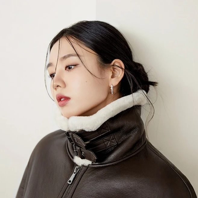 왜 인기 있는지 알아? ​지금 바로  리오벨 24 FW 호주산 양모 100% faux 무스탕 하프 코트 선택하세요 지금 바로 혜택을 누리세요