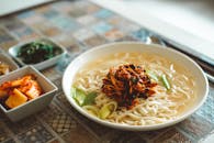 주간핫소식 스스키노역 근처에 위치한 매운라멘 맛집 이름이 뭔가요?